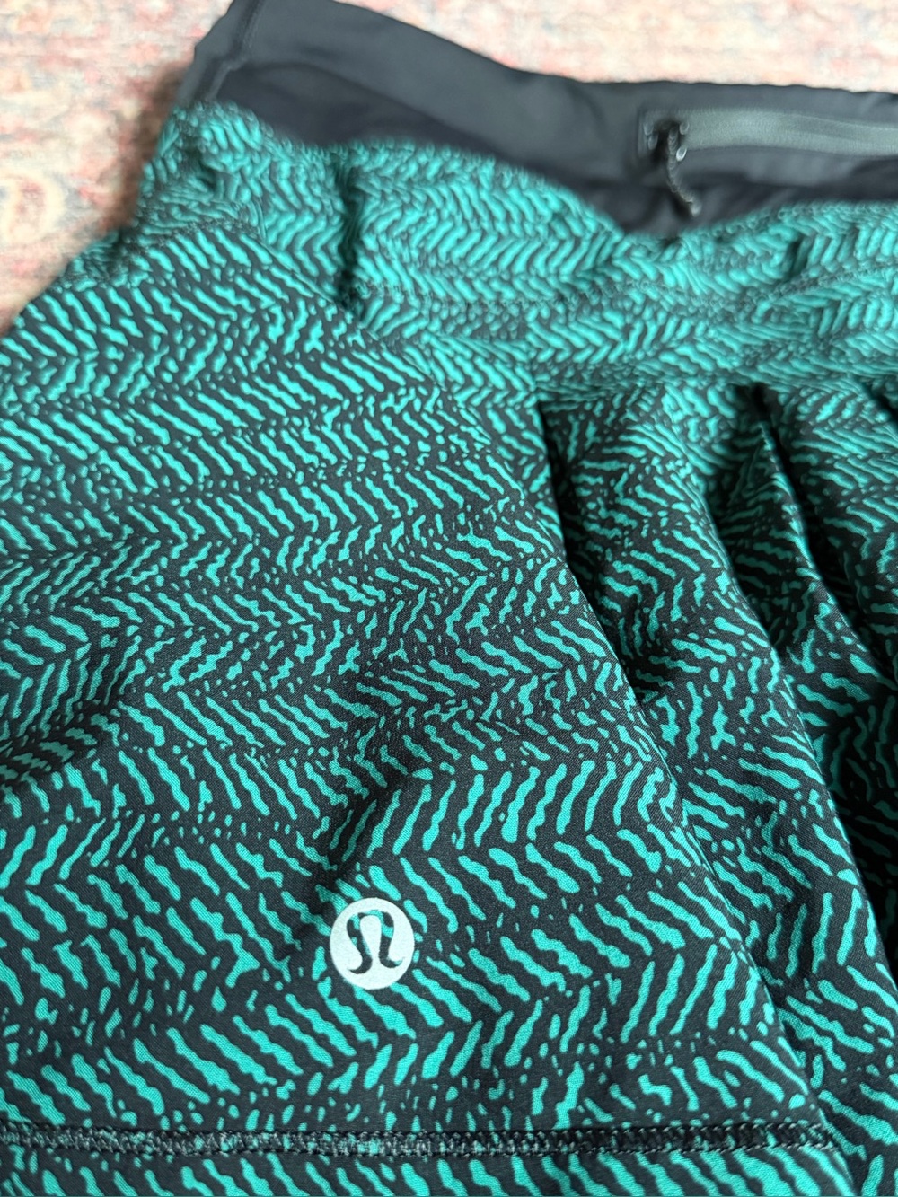 lululemon athletica Teal Patterned Pleated Skater Skirt with Black Waistband - Picture 3 of 5